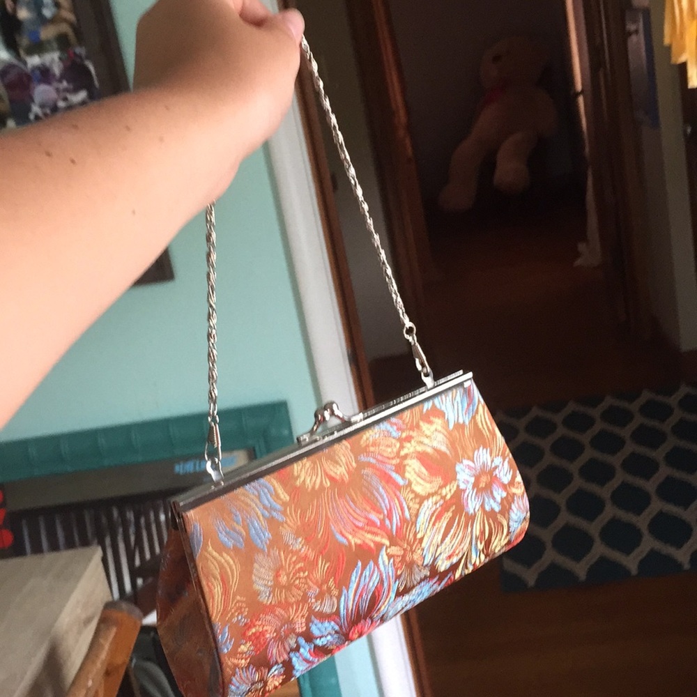 Handbag - Picture 2 of 2